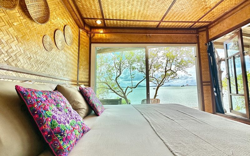 Deep House Seaview