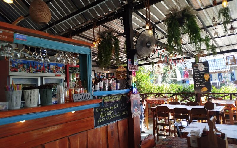 Gina Cafe and Restaurant