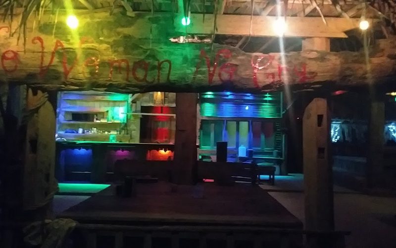 Independent Bar Palm Garden