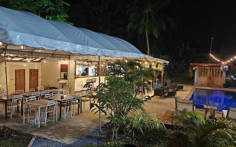 Lanta Lily Restaurant