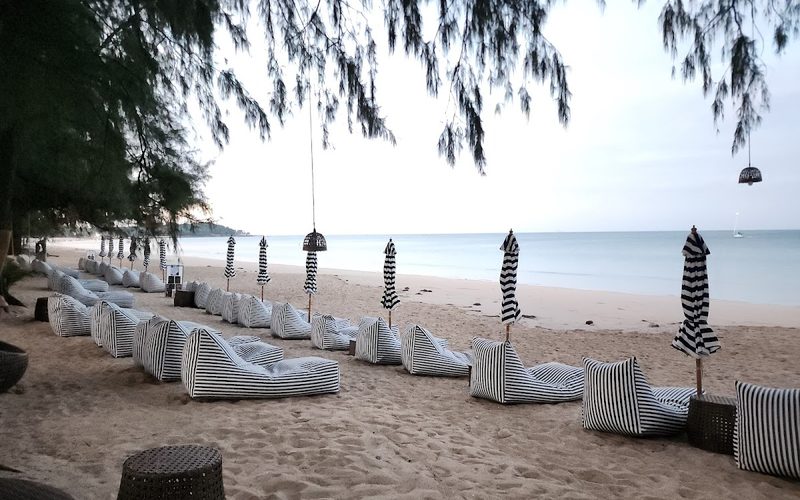 Long Beach Chalet