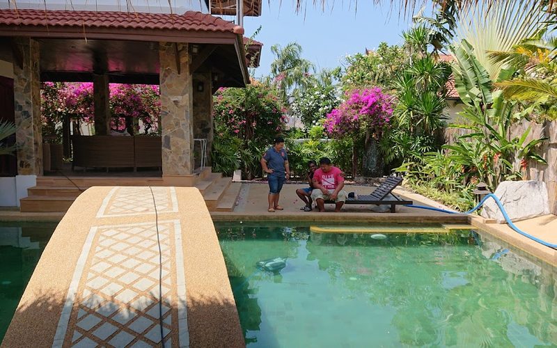 Malee Beach Villas