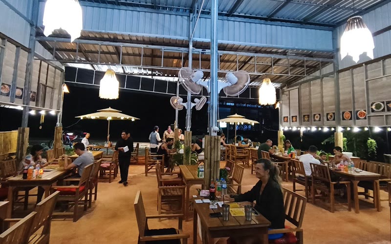 Mama Lanta HALAL Restaurant
