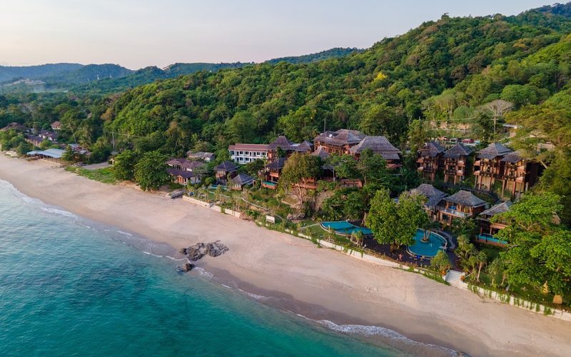 Nirvana Beach Resort