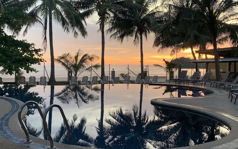 Noble House Beach Resort