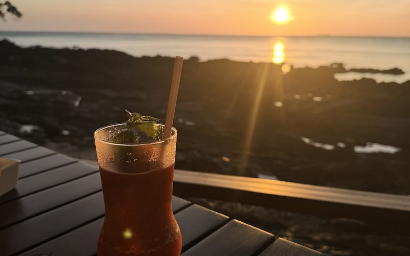 Rock Beach Bar