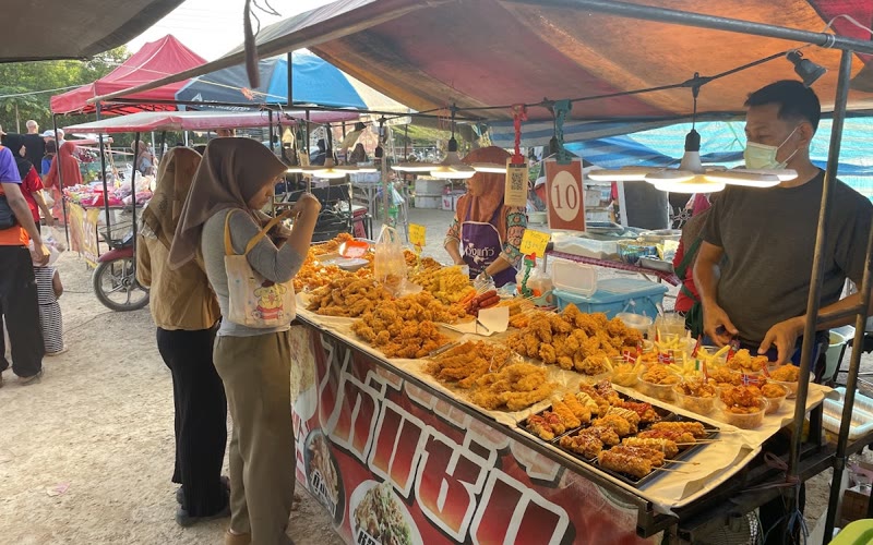Tuesday Market
